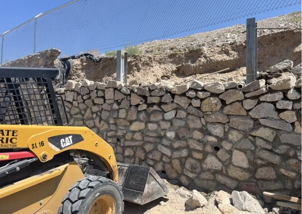 Rock wall repair in El Paso TX